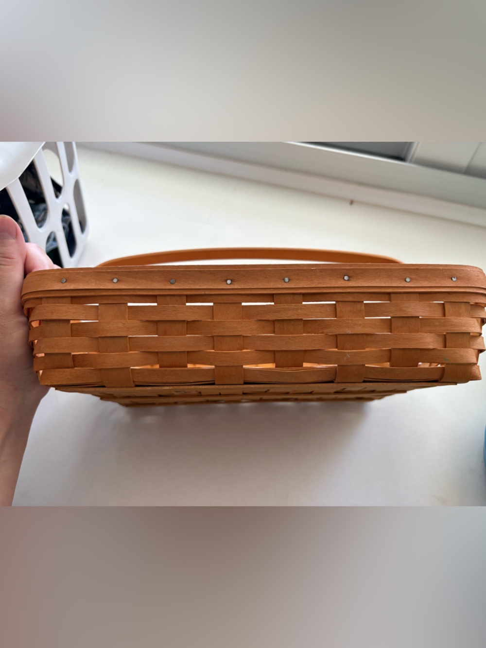 Vintage Longaberger basket 2002 - Picture 8 of 11